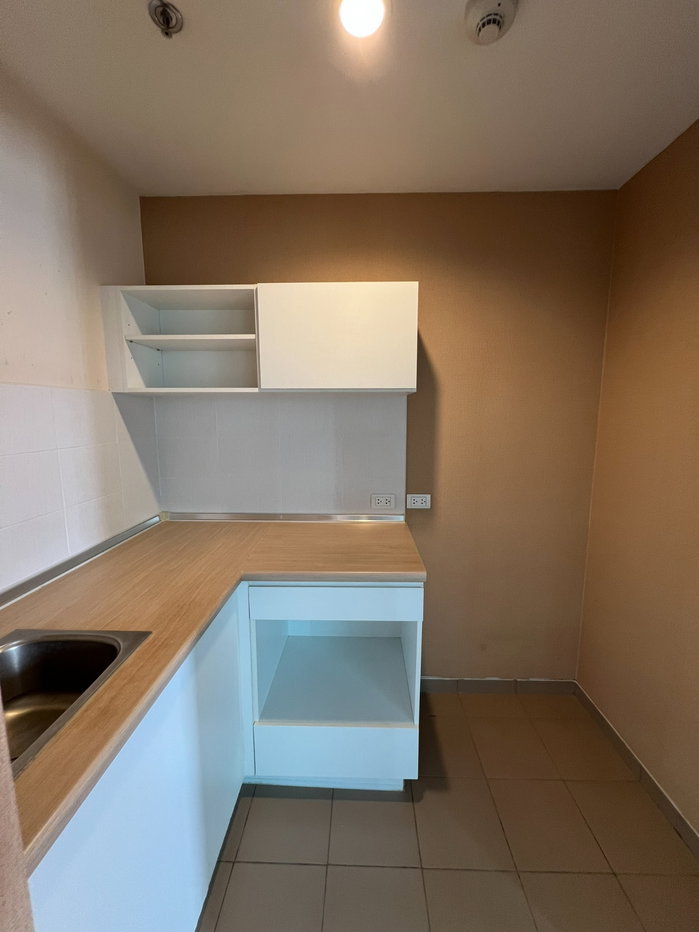 picture Owner Post: Sell Lumpini Park Rama 9 - Ratchada 1 Bedroom 38 Sqm. - 6/11