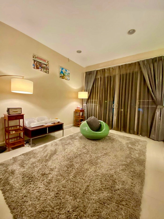 รูป ให้เช่า ทาวน์โฮม บ้านกลางเมือง ลาดพร้าว 71 – นาคนิวาส 34 บ้านพร้อมอยู่ เฟอร์นิเจอร์ครบ ทำเลใจกลางเมือง เดินทางสะดวก เข้าออกได้หลายเส้นทาง - รูปที่ 3/19