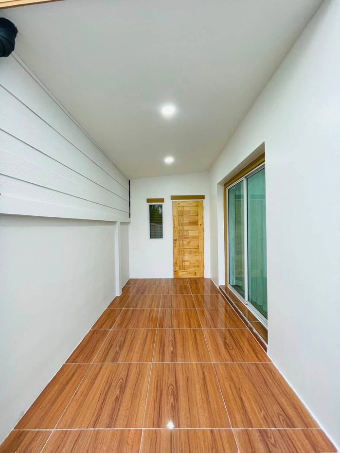 รูป ขายบ้านแฝดรีโนเวทใหม่ ม.เมโทรปาร์ค เขาน้ำซับ ม.เกษตร ศรีราชา - รูปที่ 2/16