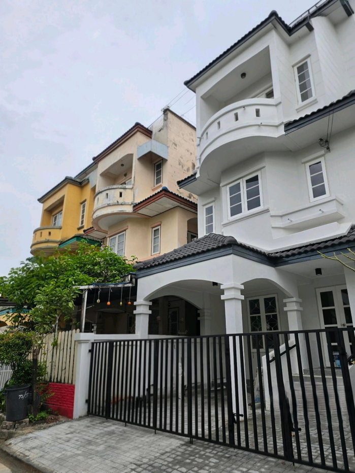 รูป S1469 🏡 ขายทาวน์โฮม 3 ชั้น หลังใหญ่ หมู่บ้านเศรณี ดอนเมือง – สรงประภา ราคาขาย 3,390,000 บาท - รูปที่ 5/10