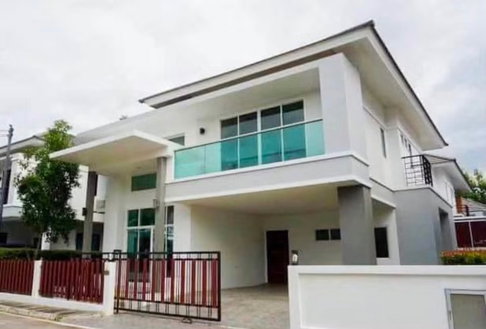 House for RENT! 4BED 3.5BATH - Close to Town near Shopping mall, Market, International School and etc. 📍Location: Greenery Loft Village