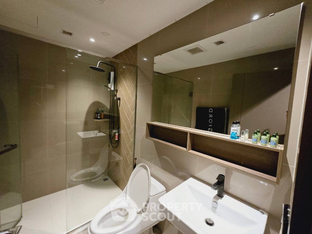 picture Pet-Friendly 1-BR Condo, The Line Phahonyothin Park, Near MRT Phahon Yothin (ID 3055868) - 10/19