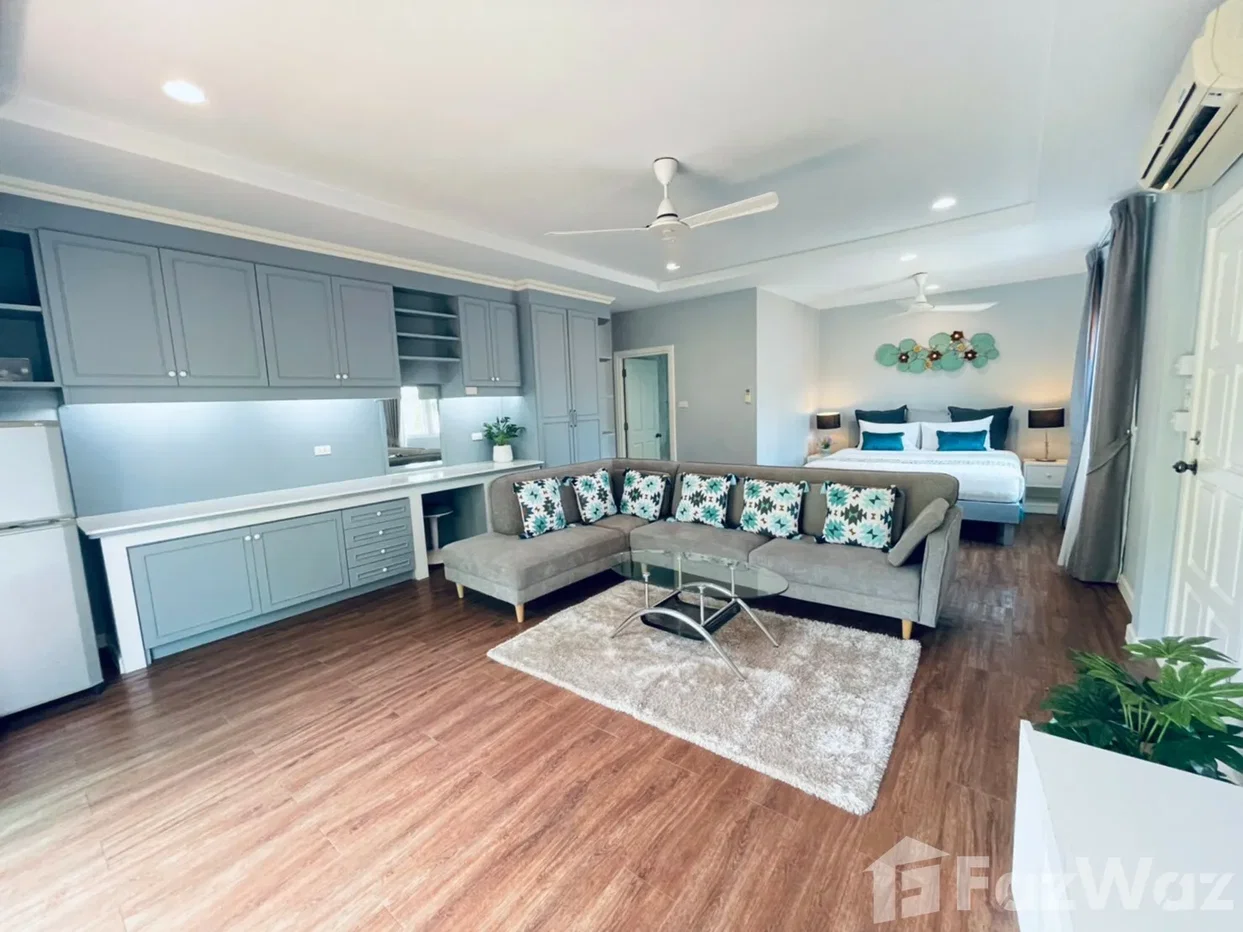 picture 5 Bedroom Villa for rent at Coconut Palm Villa Phuket 1143318 - 8/15