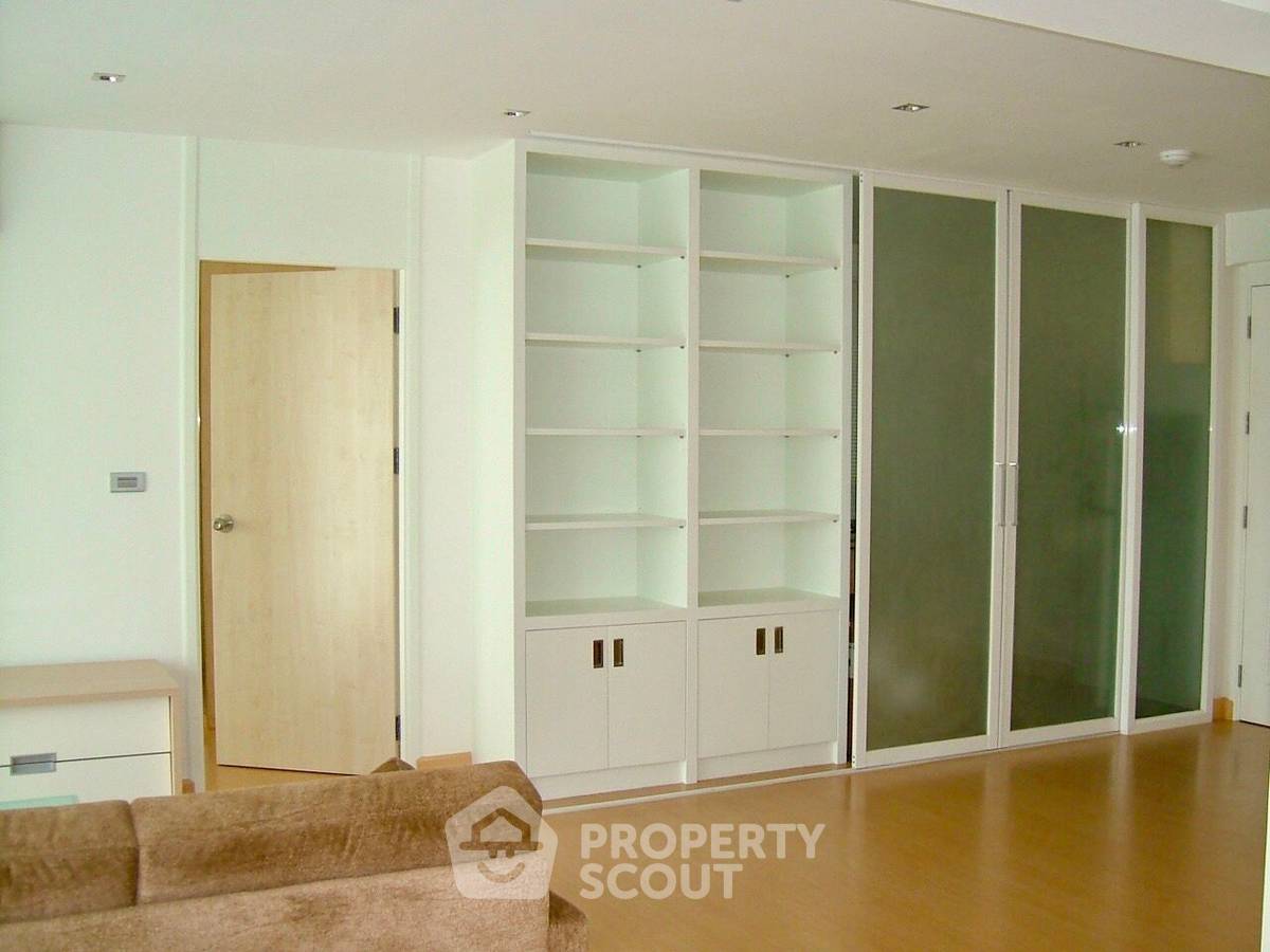 picture 100 Sqm 2-BR Condo At Plus 38 Hip Condominium Near BTS Thong Lor (ID 557207) - 2/4