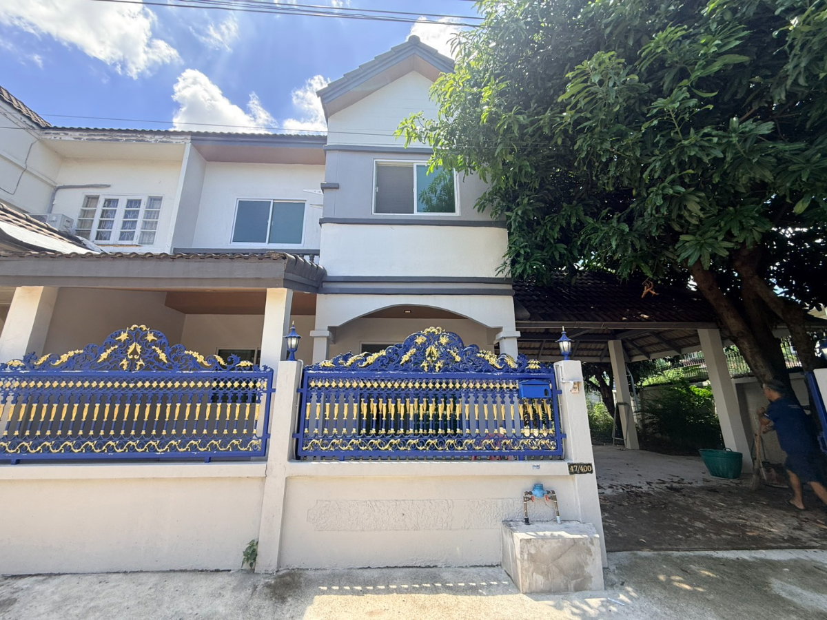 รีโนเวทใหม่ ไม่ต้องปวดหัวแต่งเพิ่ม ขายทาวน์โฮมหลังมุม 46.7 ตร.วา 4 ห้องนอน สินทวีการ์เด้น 1/2 พระราม 2 | #TPI-3235