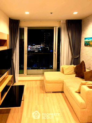 คอนโดให้เช่า : คอนโด 1 ห้องนอน ชั้น 30 Rhythm Sathorn ใกล้ BTS สะพานตากสิน 300 ม. (ID 3054676)