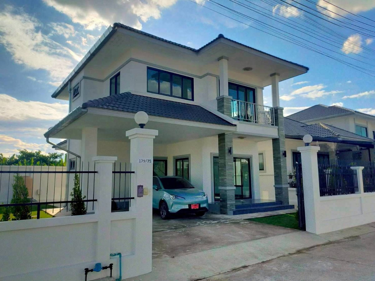🏡 ขายบ้านหลังใหญ่  พร้อมผู้เช่า   โครงการ : ใจแก้ว 29 พิกัดใกล้ โกลบอลเฮ้าส์ เวียงกุมกาม