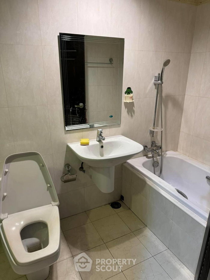 picture 19th-Floor 1-BR 63 Sqm Mb Grand Condominium Near BTS Saphan Khwai (ID 1565344) - 4/8