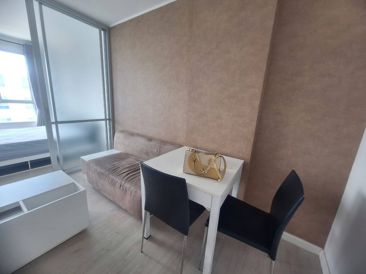 picture D Condo Sign for rent, available immediately. Size: 30 sq.m., 8th floor, Building B. - 14/16