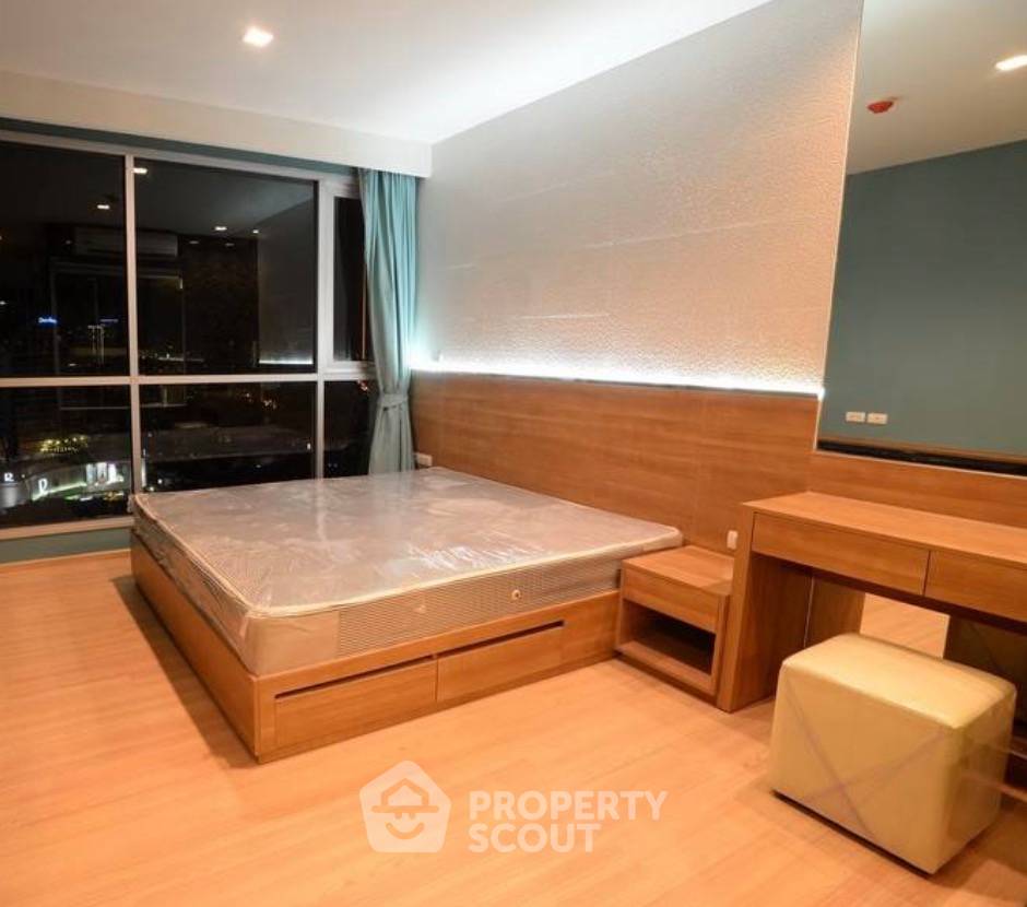 picture 2-BR Condo For Rent, Rhythm Sathorn, 300m to BTS Saphan Taksin (ID 1807853) - 5/5