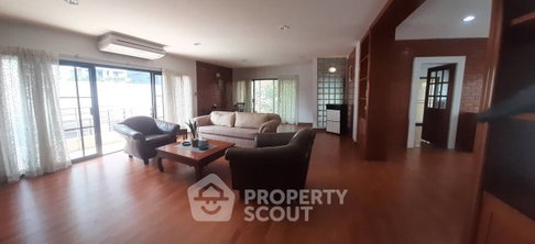 Pet-Friendly 3-BR 225 Sqm Condo At City Nest Apartment Near BTS Phrom Phong (200m) (ID 631074)