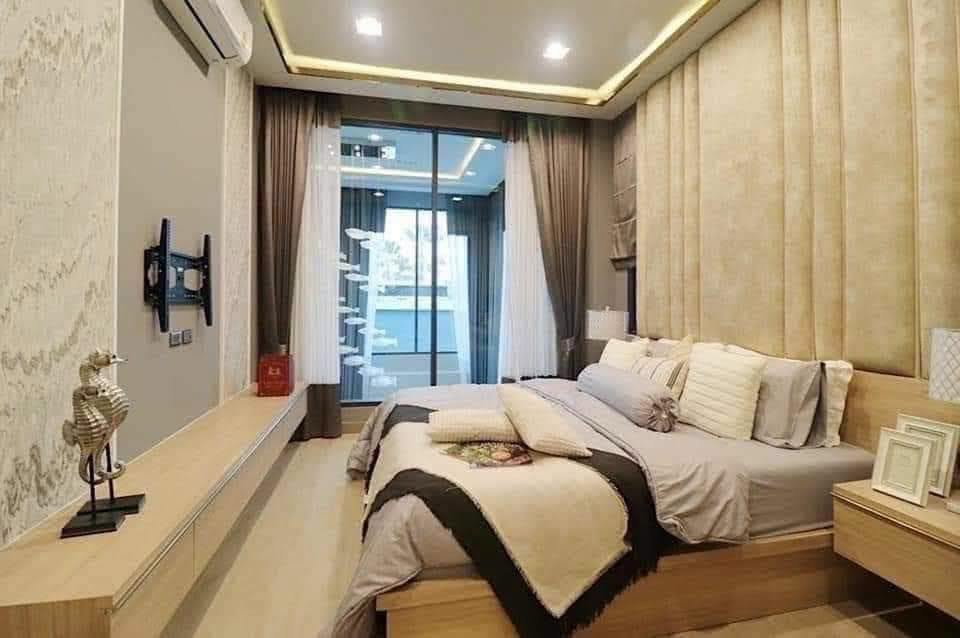 picture Luxury 4 Bed Pool Villa Pattaya - Prime Location close to Motorway - 5/26