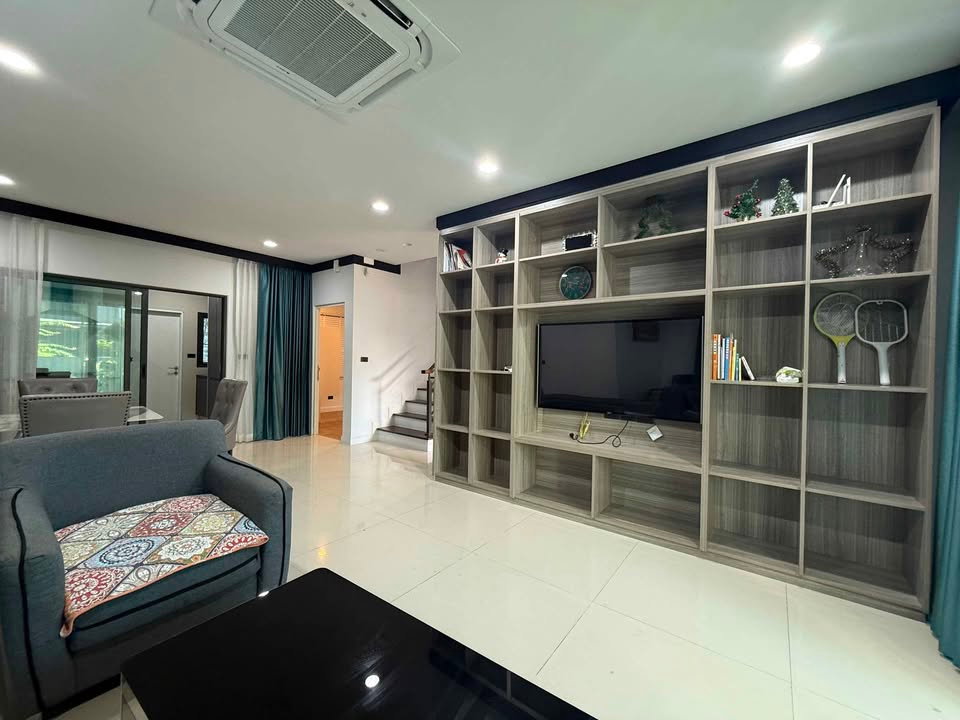 รูป ให้เช่าบ้านเดี่ยว เศรษฐสิริ กรุงเทพกรีฑา 2 (Setthasiri Krungthep Kreetha 2) - รูปที่ 6/18