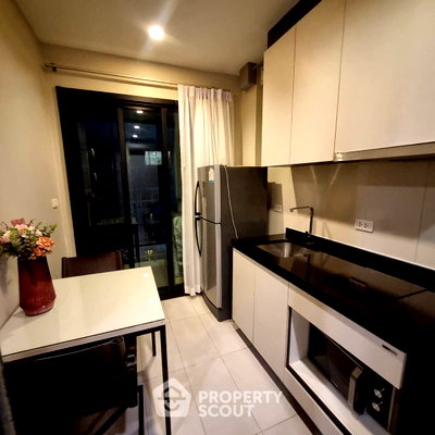 Condos for rent Big C Super Center South Pattaya  : 1-BR Condo At The Base Central Pattaya, 25th-Floor Near Central Festival (ID 2137245)