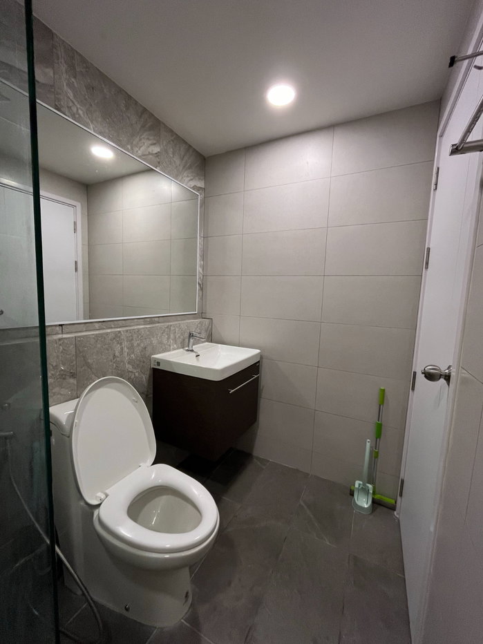 picture 📍 BEAT Bangwa Interchange Condo – For Sale by Owner - 10/14
