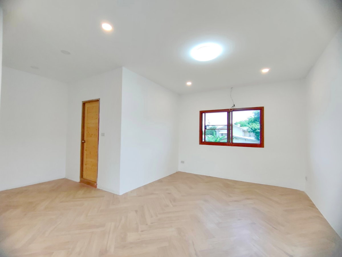 picture CB066, House for sale in Lat Phrao, 8-10 car parking, near MRT Mahadthai station. - 10/10