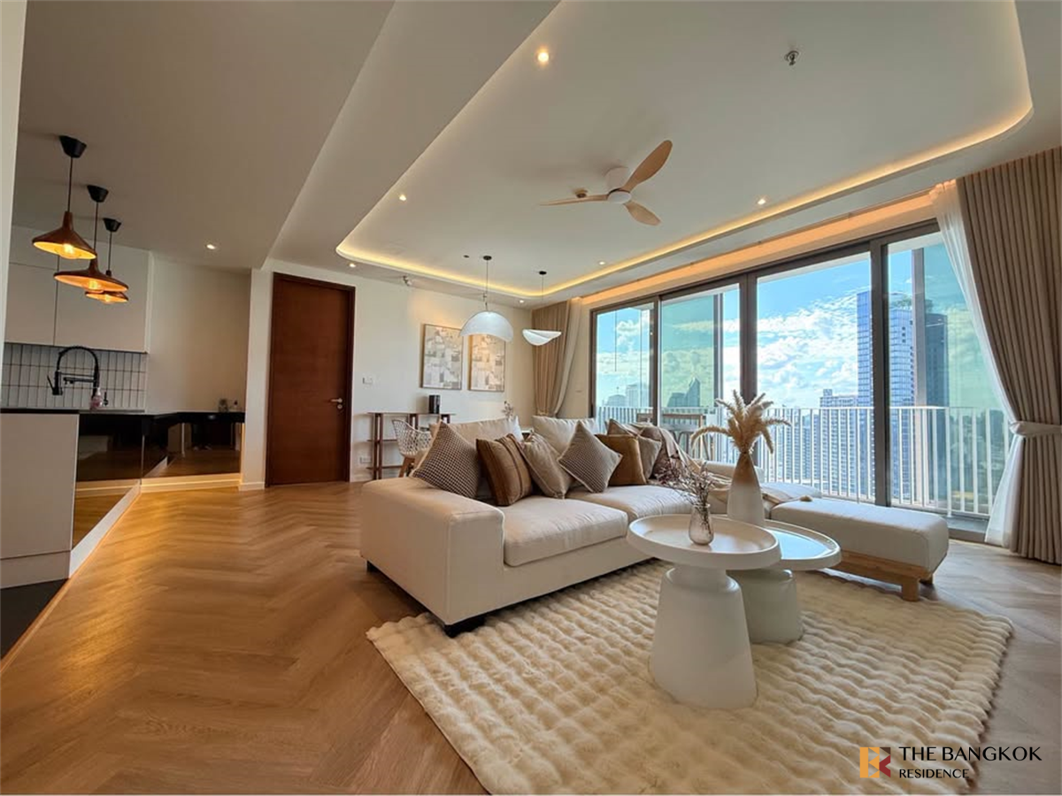 picture Live the Luxury Style in a High-potential Location Ashton Morph 38 near BTS Thong Lo - 2/10