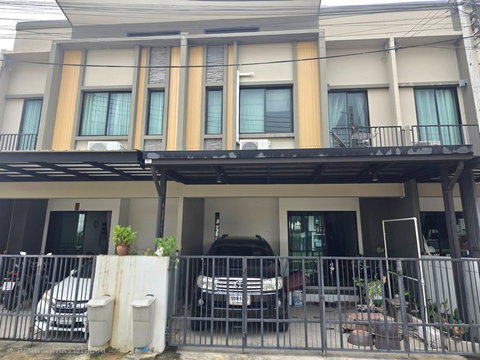 FOR RENT  TOWNHOUSE PROPERTY  14000 BAHT per MONTH