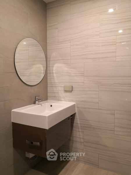 picture 1-BR 36 Sqm Condo At The Teak Sukhumvit 39 Near BTS Phrom Phong (ID 1157155) - 6/11