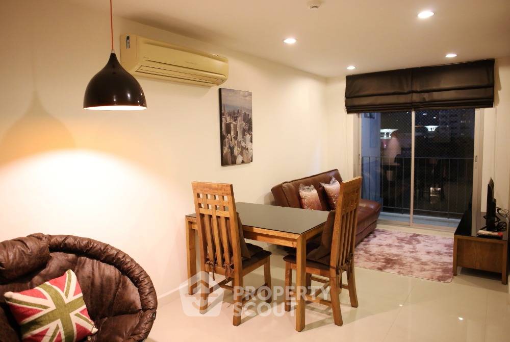 picture 1-BR Condo For Rent At B.R. Condo, 8th Floor, Khlong Chan (ID 380272) - 10/22