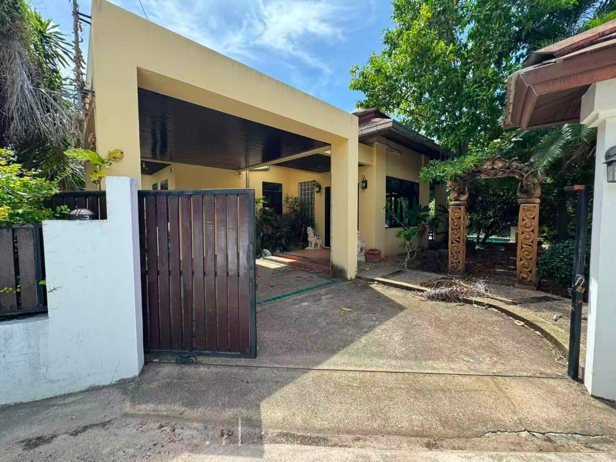 picture Spacious Pool VIlla in Bang Saray in a safe and secure house development 3beds 2baths with private pool - 3/15