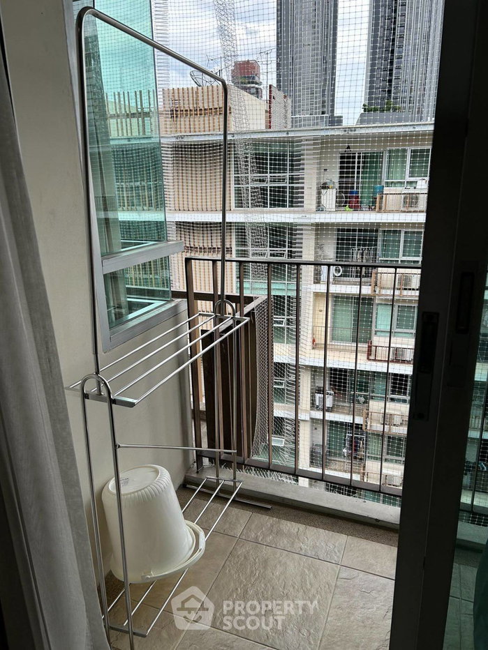 picture 1-BR Condo At The Clover Thonglor Residence, 45 Sqm Near BTS Thong Lo (ID 2197395) - 10/11