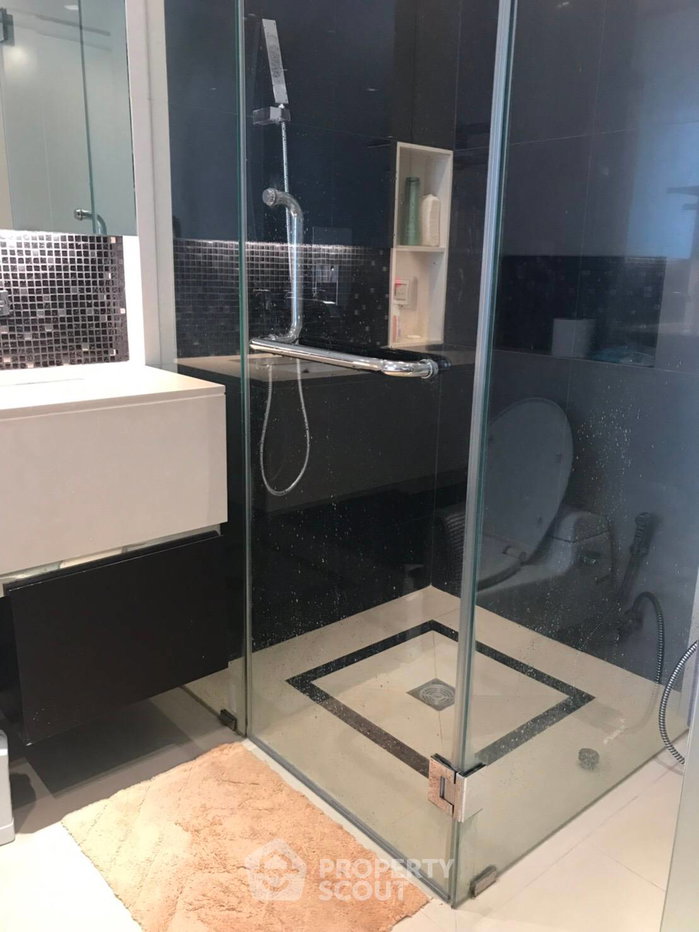 picture High-Floor 1-BR 55 Sqm The Address Sukhumvit 28, 300m To BTS Phrom Phong (ID 211802) - 4/17