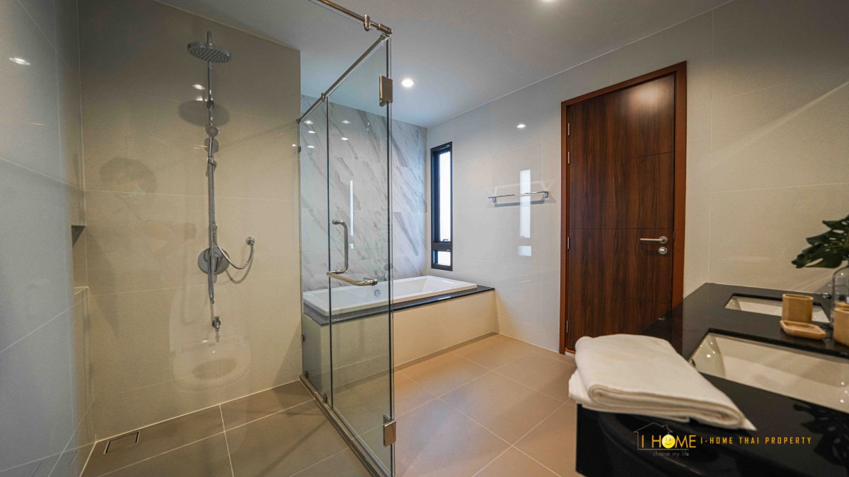picture Pool Villa for Rent in Chiang Mai | 4 Bedrooms with Private Swimming Pool - 34/39