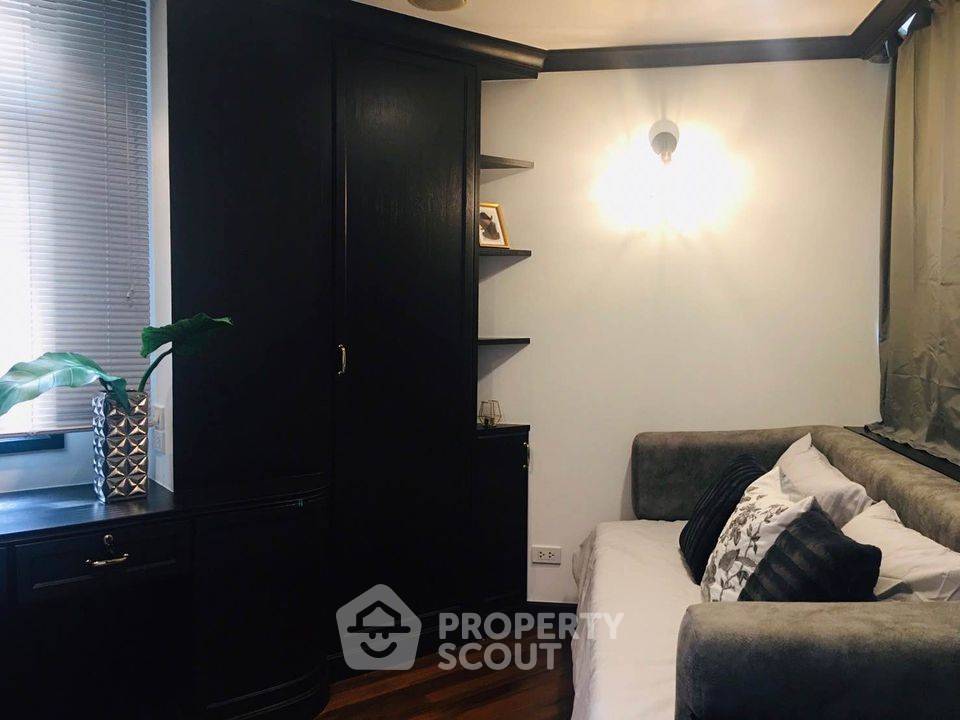 picture 2-BR Condo For Rent At Green Point Silom, 400m to BTS Chong Nonsi (ID 1854732) - 8/18