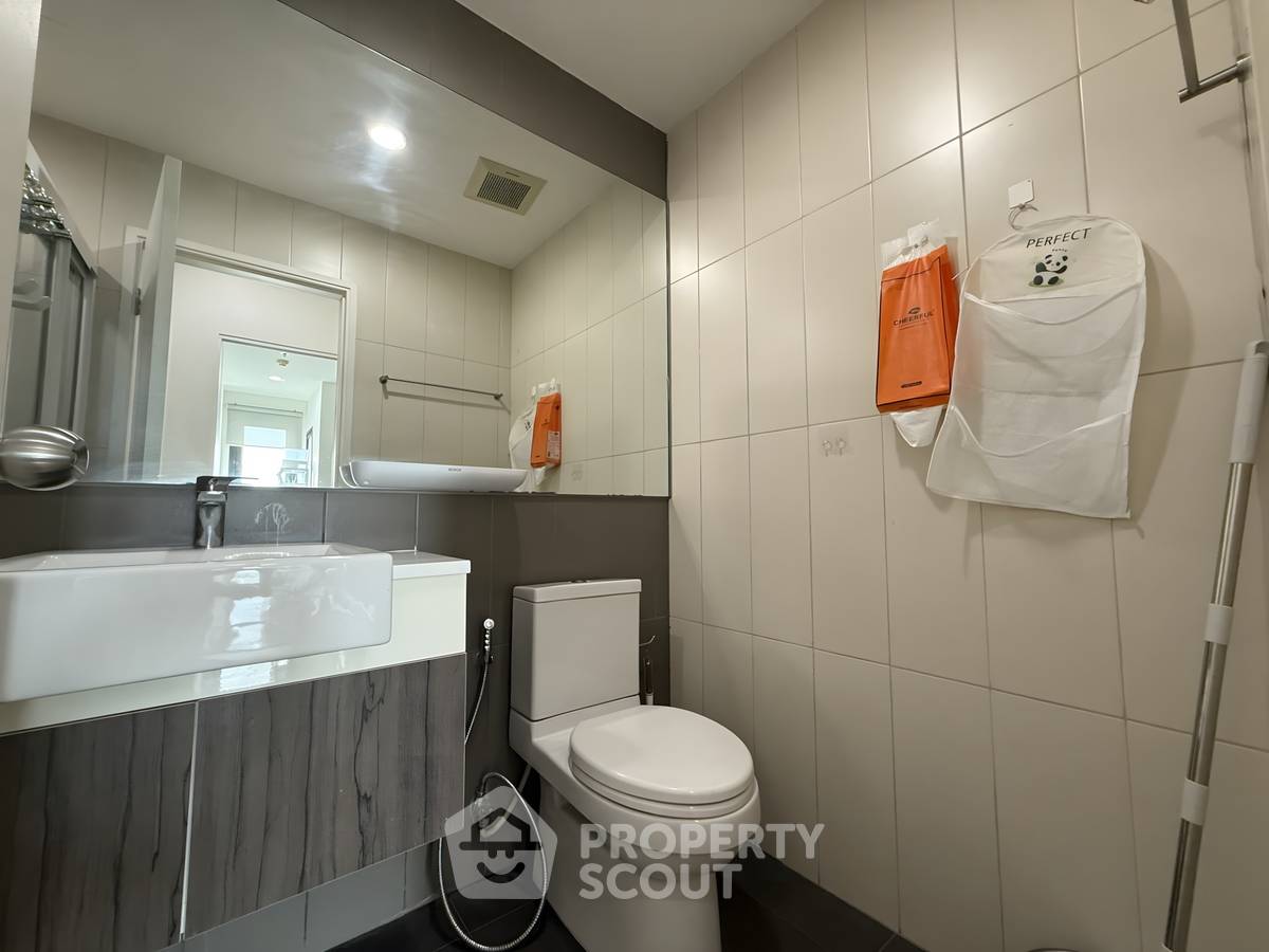 picture High-Floor 2-BR 55 Sqm At Centric Ratchada-Huai Khwang Near MRT Huai Khwang (ID 3054440) - 11/11