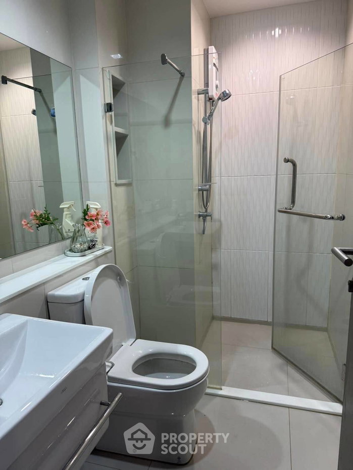 รูป คอนโด 1 ห้องนอน ชั้นสูง 37 ขนาด 36 ตร.ม. Life Asoke - Rama 9 ใกล้ MRT พระราม 9 300 ม. (ID 2195649) - รูปที่ 2/5