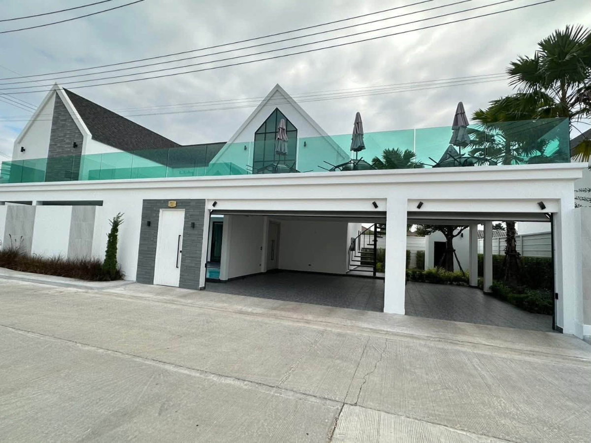 รูป บ้านเดี่ยวหรูพัทยาหลังใหญ่ 3 ห้องนอน พร้อมเฟอร์นิเจอร์ ทำเลดีเดินทางสะดวก ใกล้สิ่งอำนวยความสะดวกและแหล่งท่องเที่ยว - รูปที่ 48/48