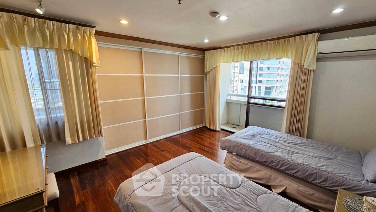 รูป คอนโด 2 ห้องนอน ชั้นสูง 136 ตร.ม. บ้านสวนเพชร ใกล้ BTS พร้อมพงษ์ 200 ม. (ID 1177613) - รูปที่ 16/28