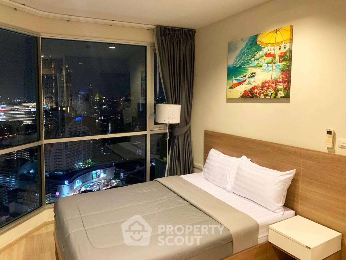 รูป คอนโด 1 ห้องนอน 30th-Floor ขนาด 38 ตร.ม. ที่ Rhythm Sathorn ใกล้ BTS สะพานตากสิน 300 ม. (ID 3054676) - รูปที่ 3/5