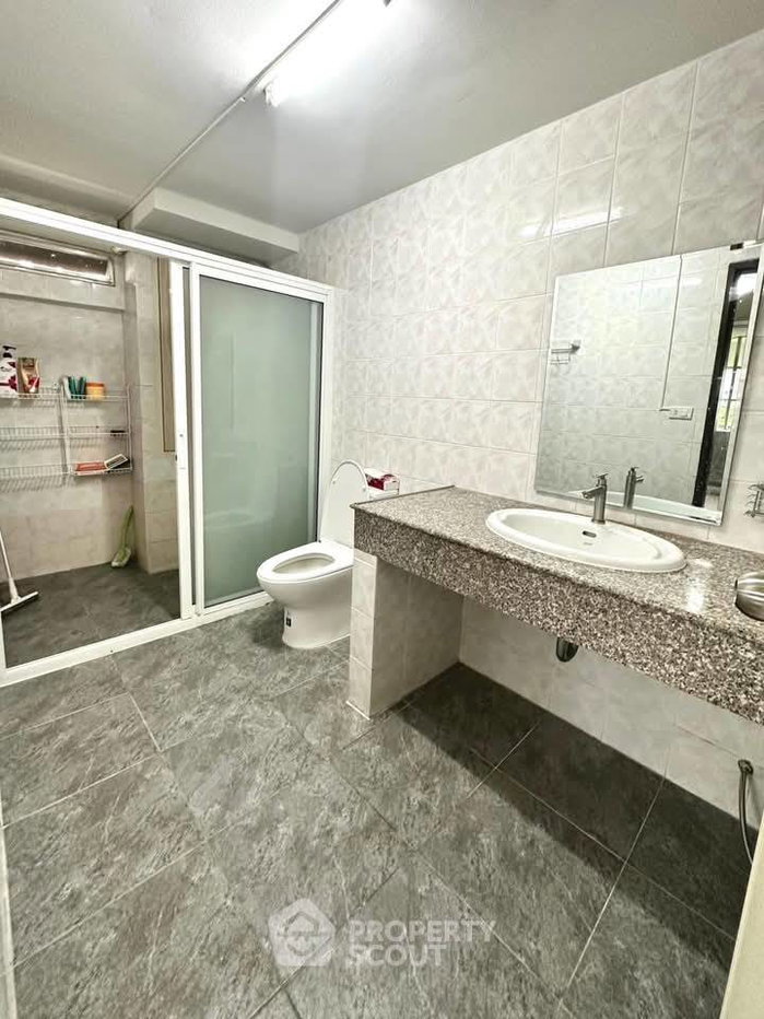 picture 3-BR 146 Sqm Condo At Pikul Place, 200m To BTS Saint Louis (ID 2006244) - 7/8