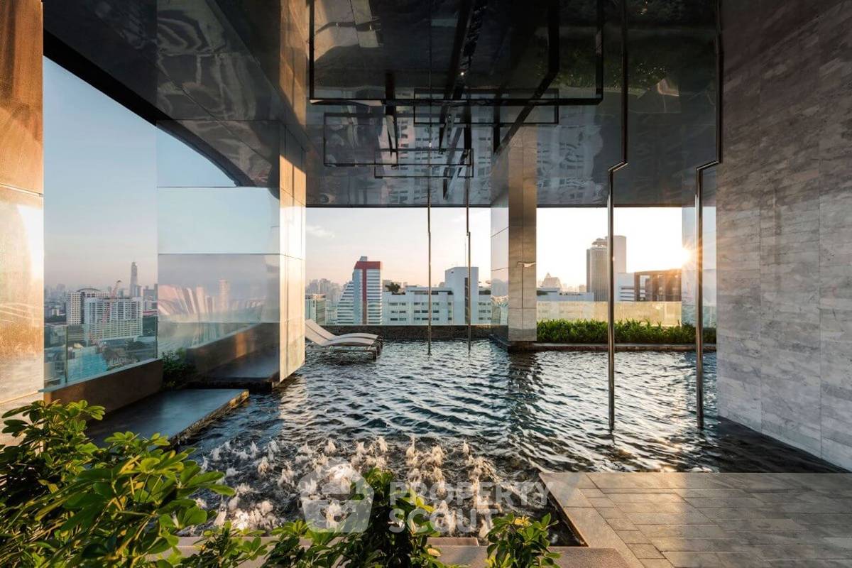 picture Pet-Friendly 1-BR 52 Sqm Condo At M Silom, 400m To BTS Chong Nonsi (ID 1508401) - 4/11