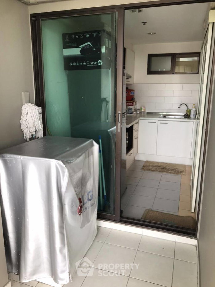 picture 1-BR Condo In Lumpini Place Narathiwat-Chaopraya, 23rd Floor (ID 413726) - 7/10