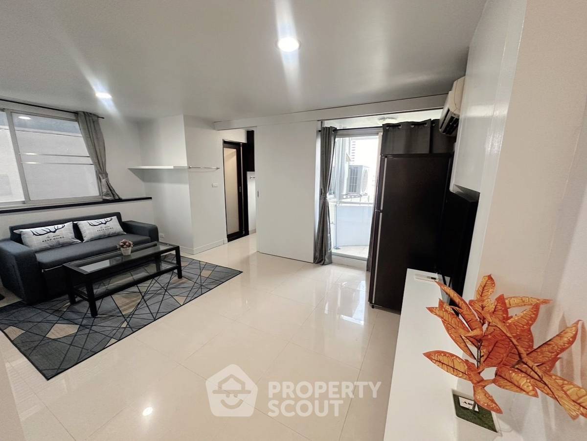 picture 1-BR Condo For Rent, 15 Suite Condominium Near ARL Makkasan (ID 2190597) - 1/9