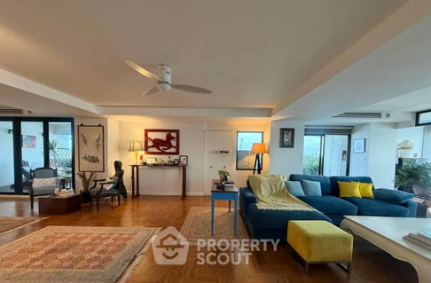 Pet-Friendly 3-BR 242 Sqm On 22nd Floor, Casa Viva Condo, BTS Ekkamai (ID 3057348)