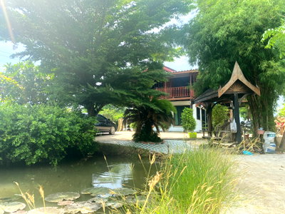 ขายบ้านเดี่ยว : ขายบ้านทรงไทยพร้อมที่ดิน 1 ไร่ วิวทุ่งนา อำเภอท่าวุ้ง จังหวัดลพบุรี