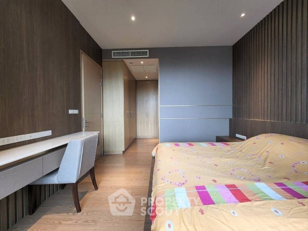 picture 1-BR 61 Sqm Condo At Magnolias Waterfront Residences, BTS Saphan Taksin (ID 1482504) - 8/12