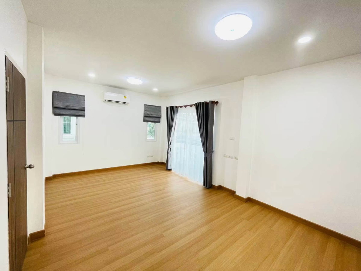 รูป ขายบ้านแฝดรีโนเวทใหม่ ม.เมโทรปาร์ค เขาน้ำซับ ม.เกษตร ศรีราชา - รูปที่ 13/16