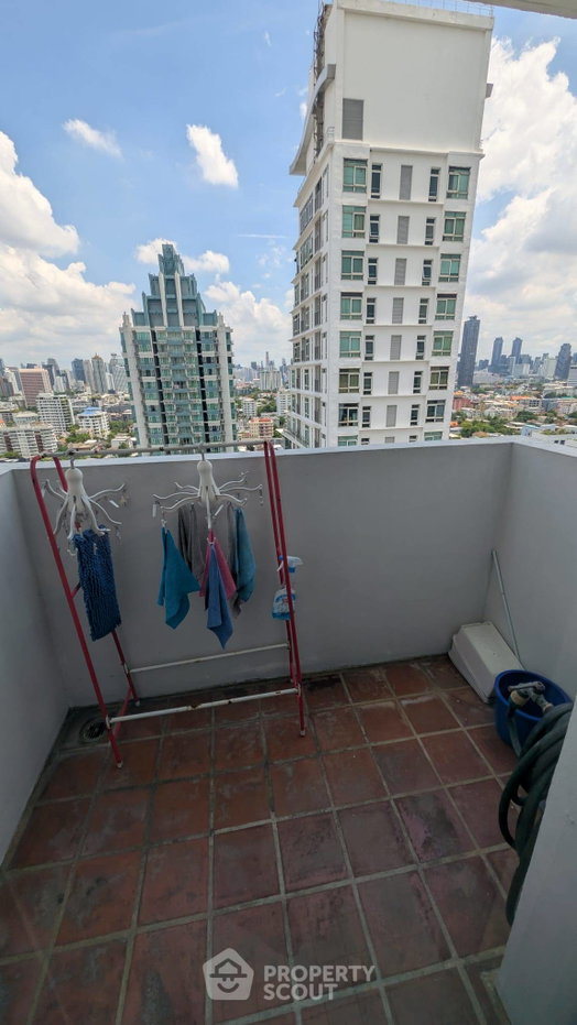 picture High-Floor 2-BR 104 Sqm At Icon 3 Condo, Thong Lo (Ready To Move In) (ID 3051274) - 2/9