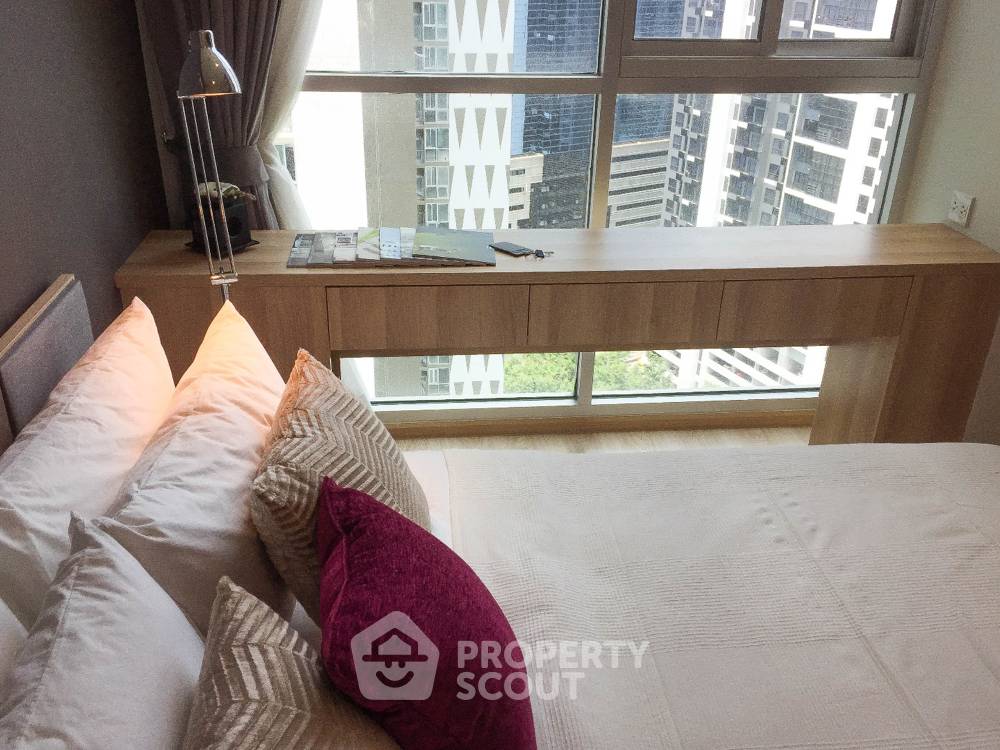 picture 1-BR 26 Sqm Condo At Noble Revolve Ratchada, 200m to MRT (ID 403431) - 4/12