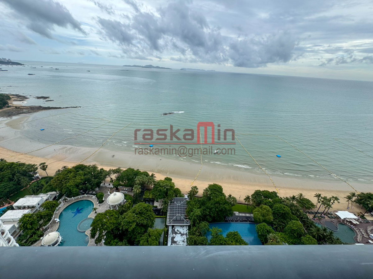 picture Zire Wongamat | High-Floor 2BR Sea View Condo  - 25/31