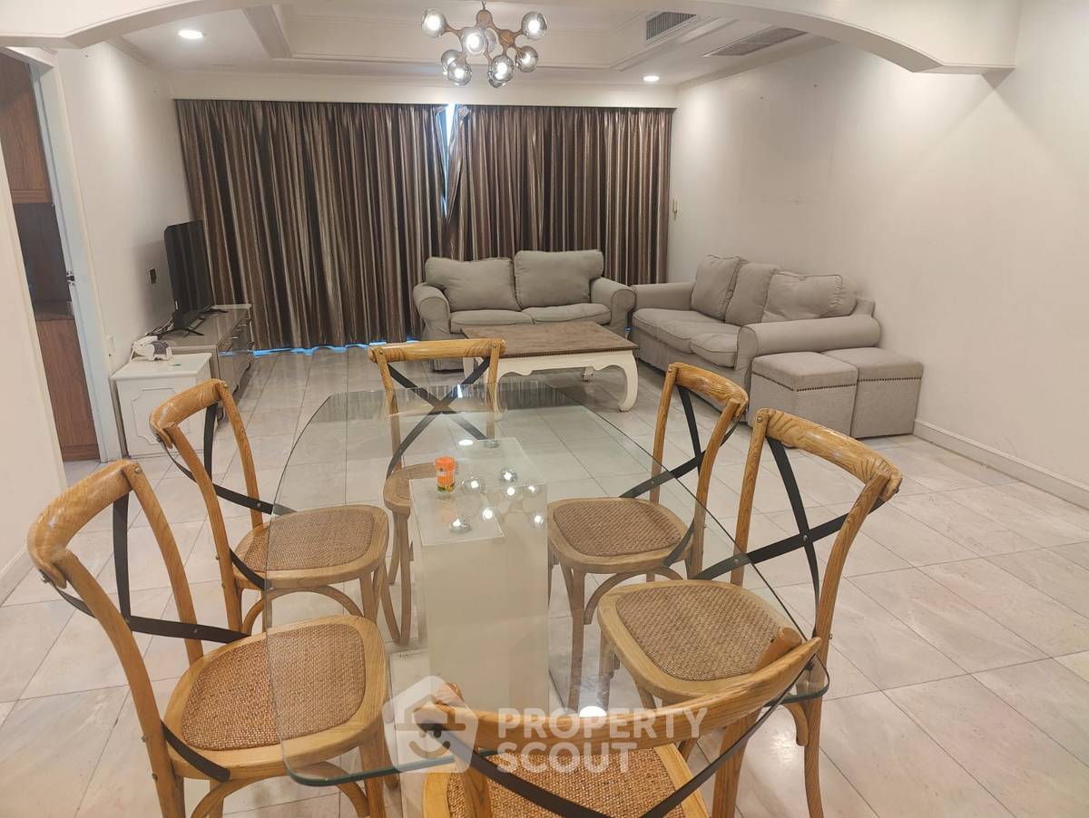 picture 3-BR 188 Sqm High-Floor At Empire House Condo,  BTS Ekkamai (ID 513656) - 11/15