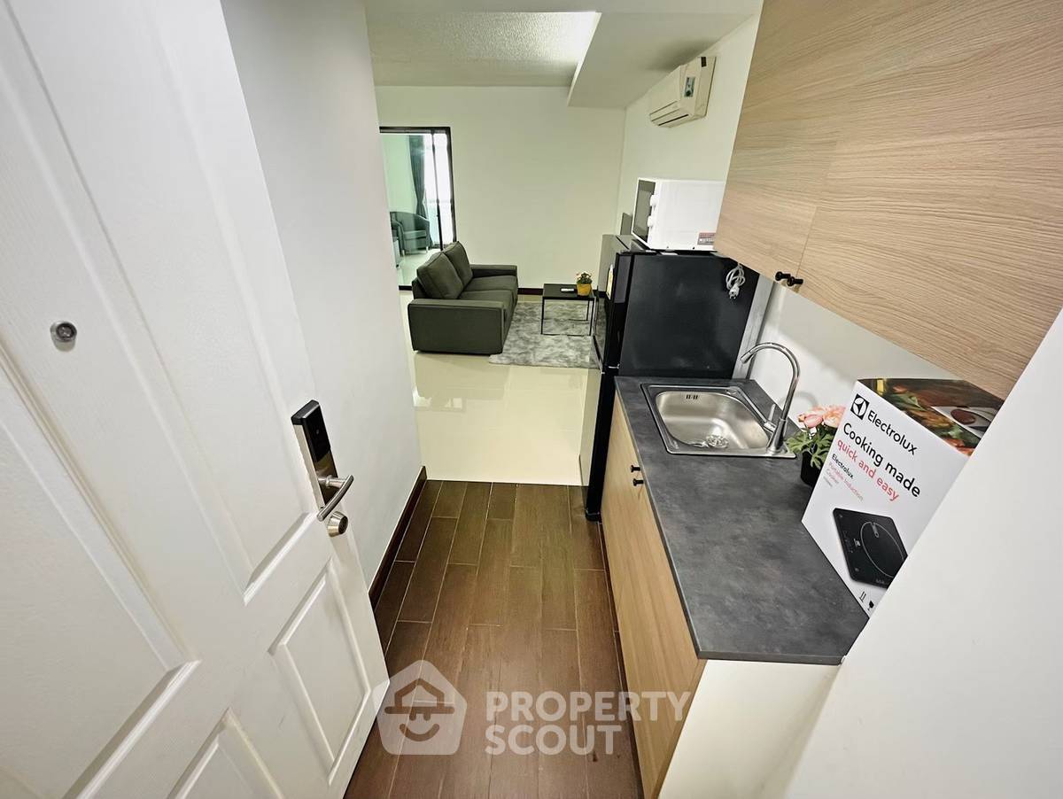 picture Well-Priced 1-BR Condo At Waterford Sukhumvit 50,  BTS On Nut (ID 592364) - 9/10