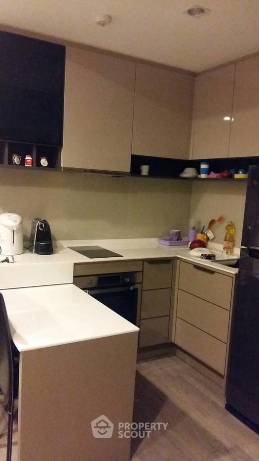 picture High-Floor 1-BR 47 Sqm at 333 Riverside, 100m to MRT Bang Pho (ID 373221) - 2/7