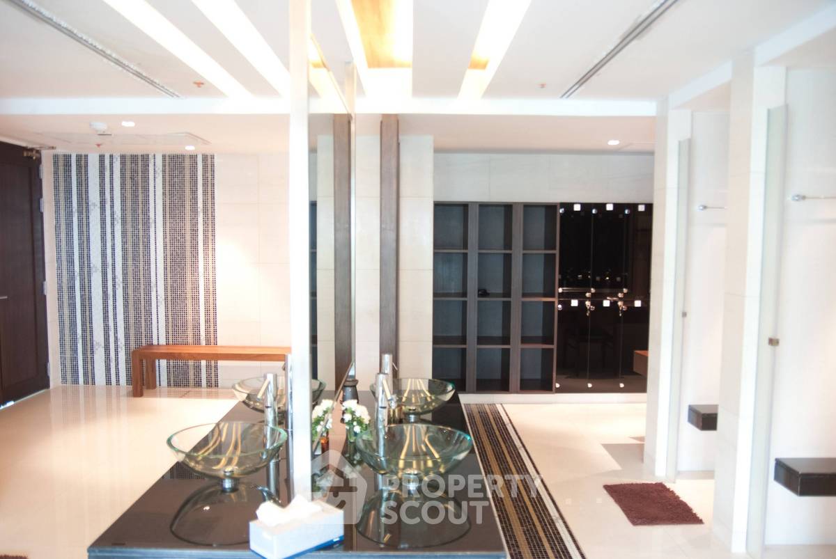 picture 22nd-Floor 1-BR 44 Sqm Condo At Circle Condominium, MRT Phetchaburi (ID 3054219) - 22/22