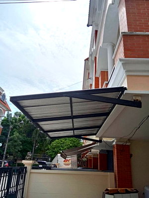 เช่าโฮมออฟฟิศ วิทยาลัยพยาบาลบรมราชชนนีนพรัตน์วชิระ : 🏡✨ ให้เช่าบ้าน ลาดพร้าว – เลียบด่วนเอกมัย–รามอินทรา ✨🏡 3.5 ชั้น ⭐ บ้านหลังมุม เป็นส่วนตัว
